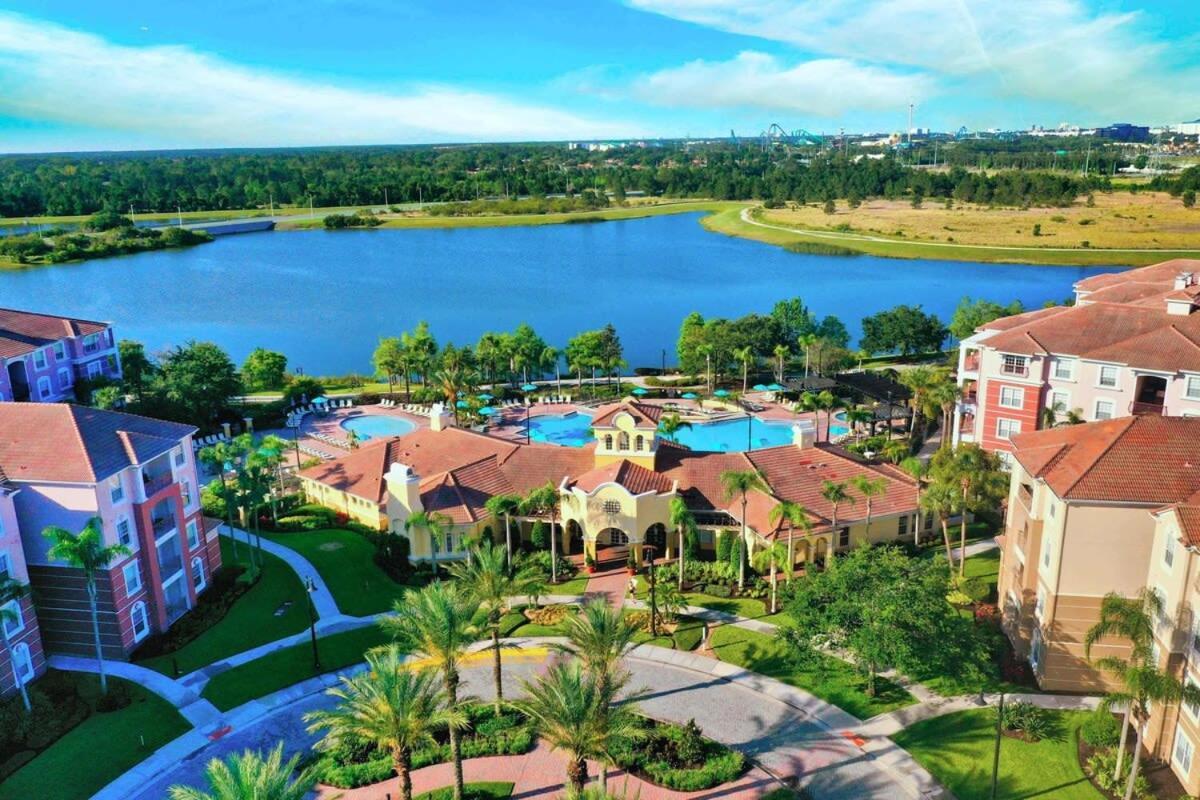 The Epic London Vista Cay Orlando Next To The Club Apartment Exterior foto